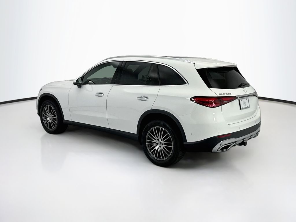 Thumbnail: 2027 Mercedes-Benz GLC - 7