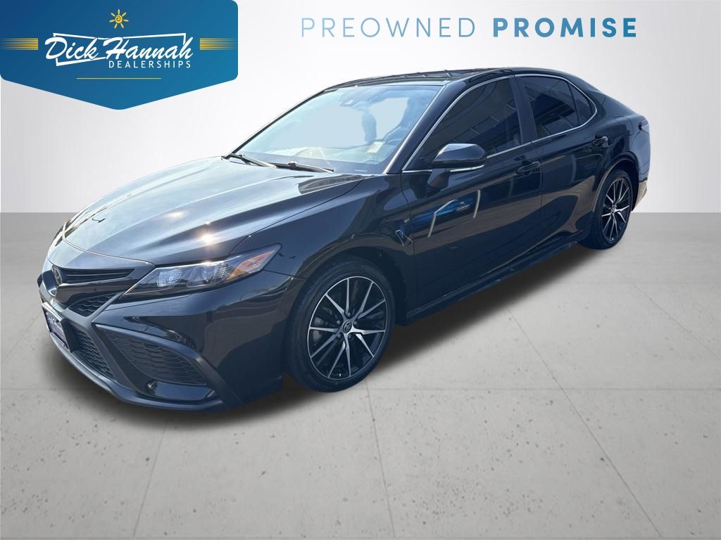 2023 Toyota Camry SE