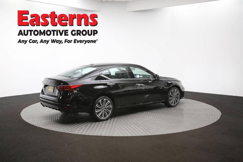 Used 2023 Black Nissan 2.5 SL image 41