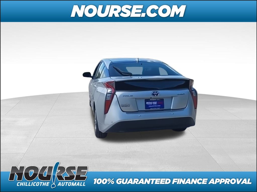 2018 Toyota Prius Four photo