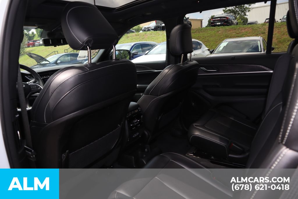 2024 Jeep Grand Cherokee Limited photo 15