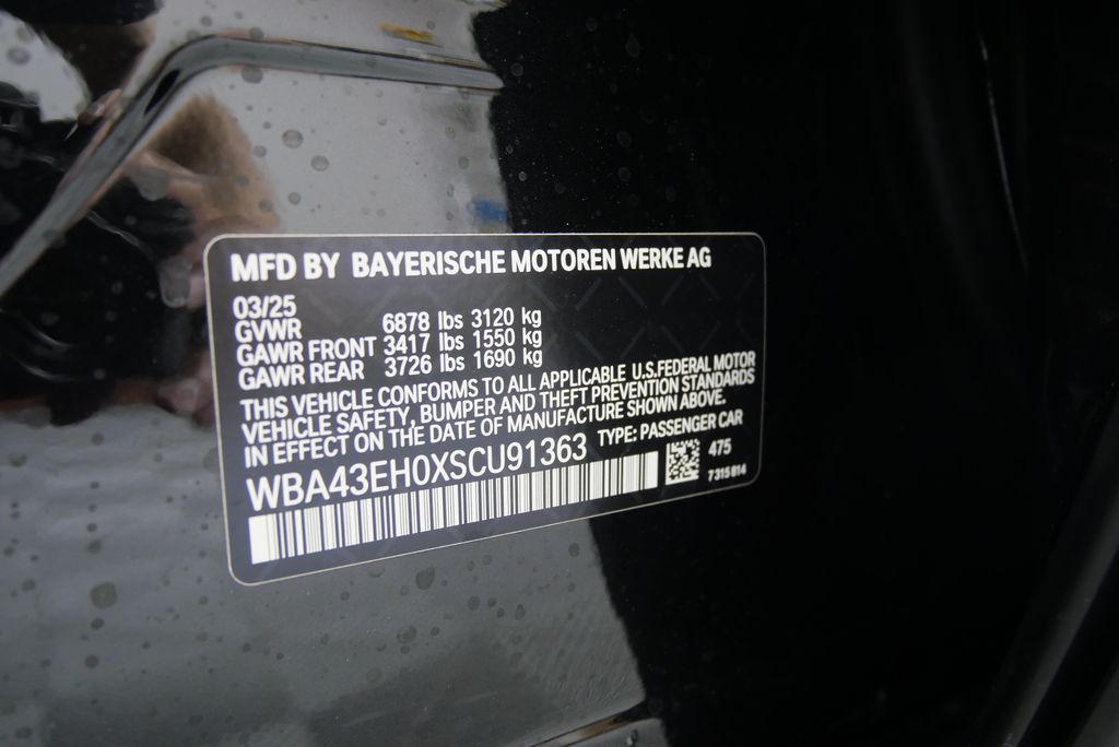 2025 BMW 7 Series 750e xDrive 28