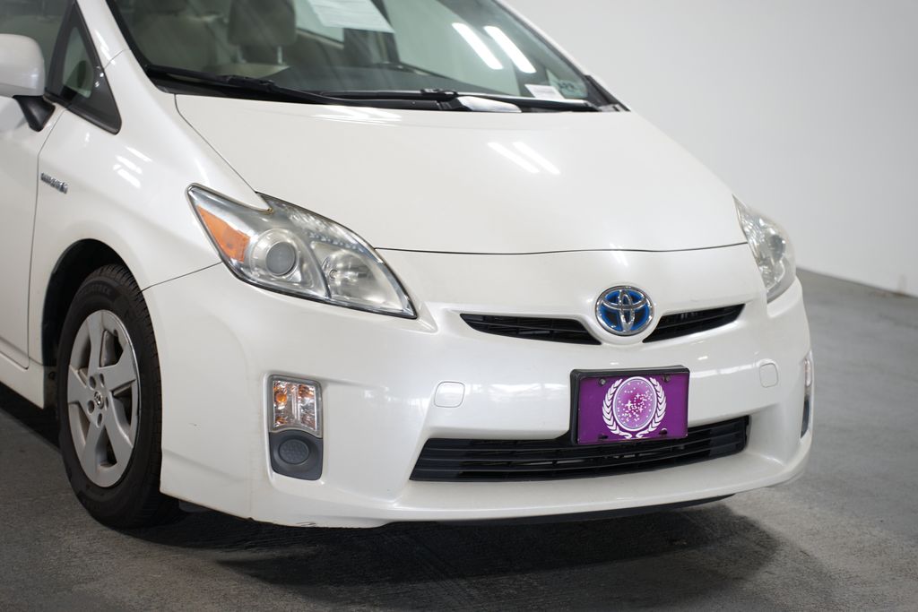 2011 Toyota Prius Three 4