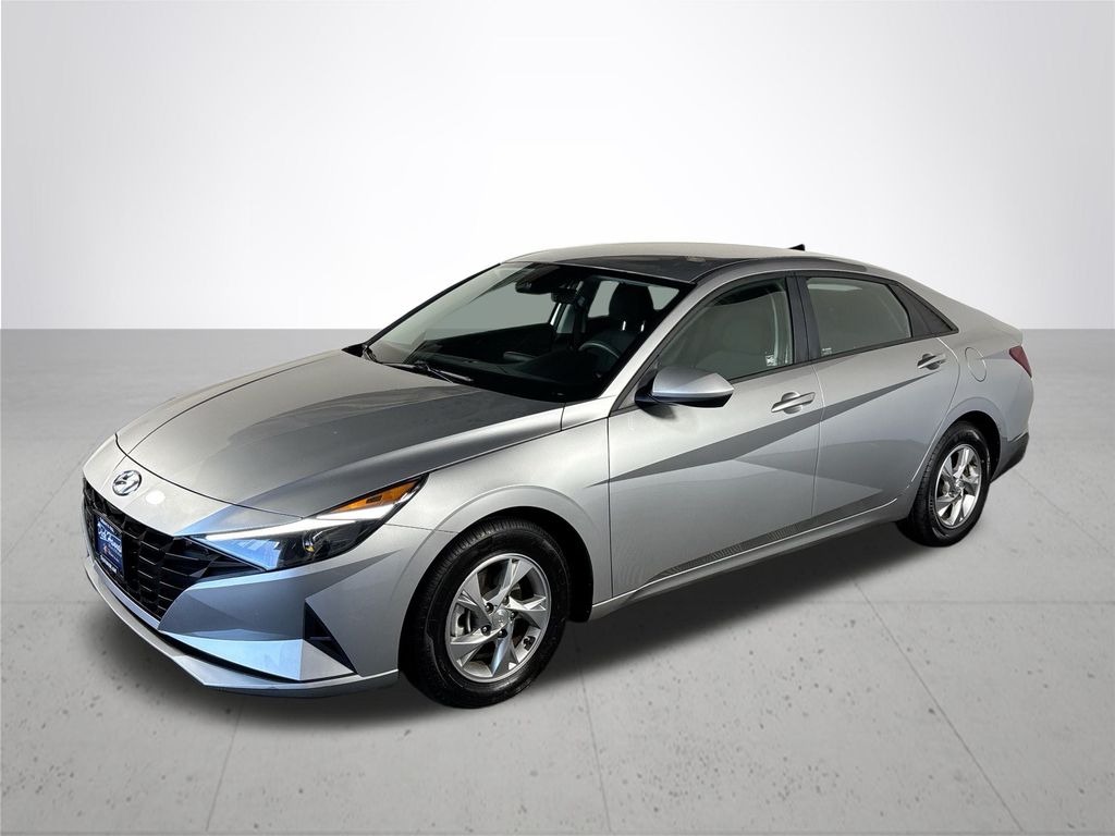 2021 Hyundai Elantra SE