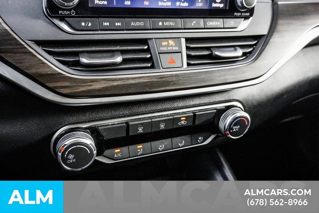 Used 2025 Black Nissan 2.5 SV image 38