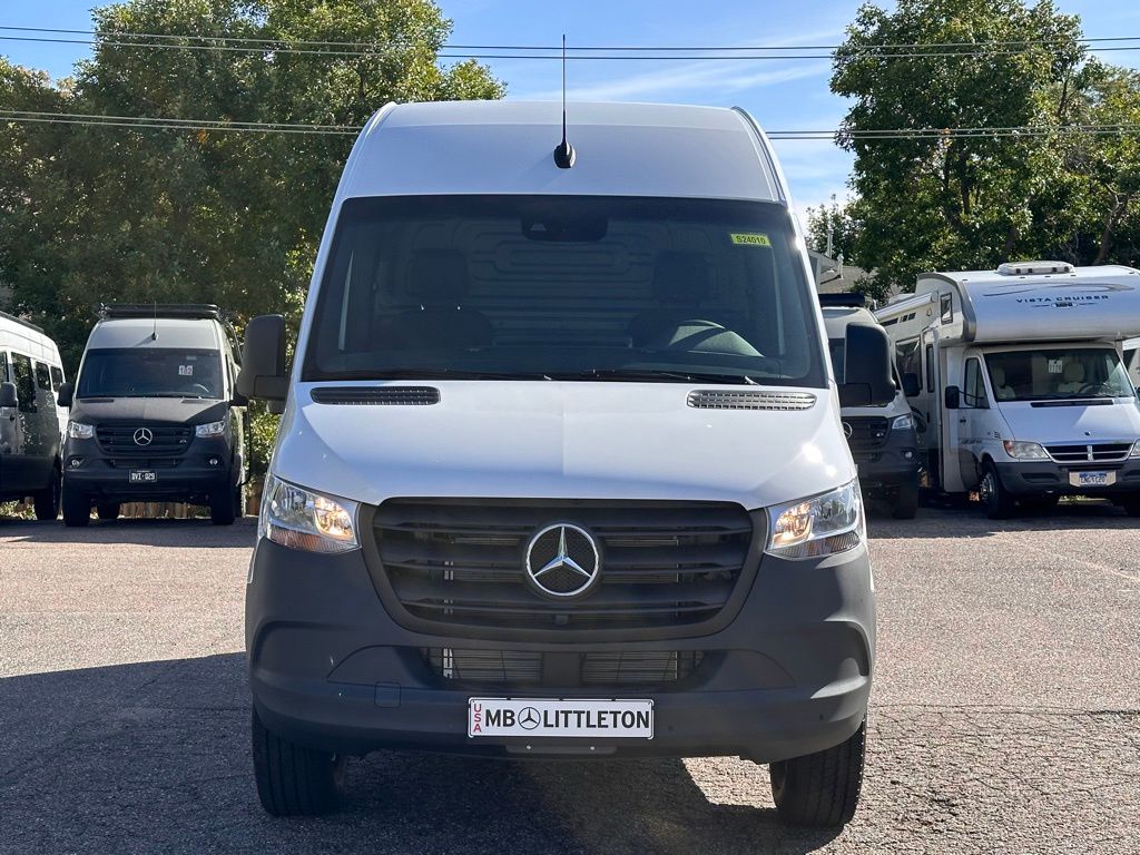 2024 Mercedes-Benz Sprinter 2500 Cargo 144 WB 6