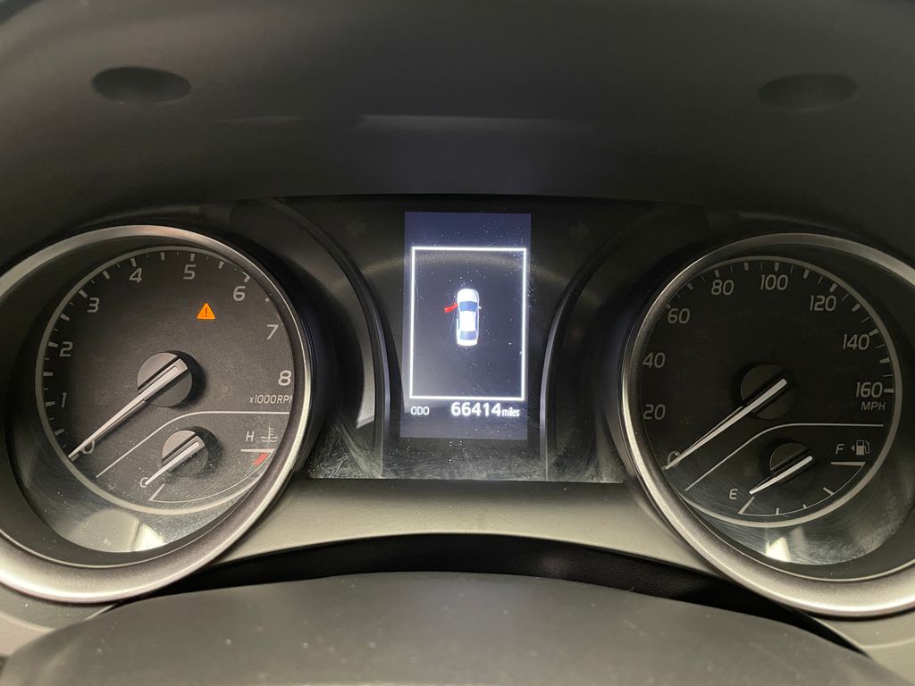 2023 Toyota Camry SE 24