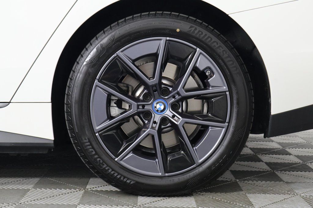 2023 BMW i4 eDrive40 16