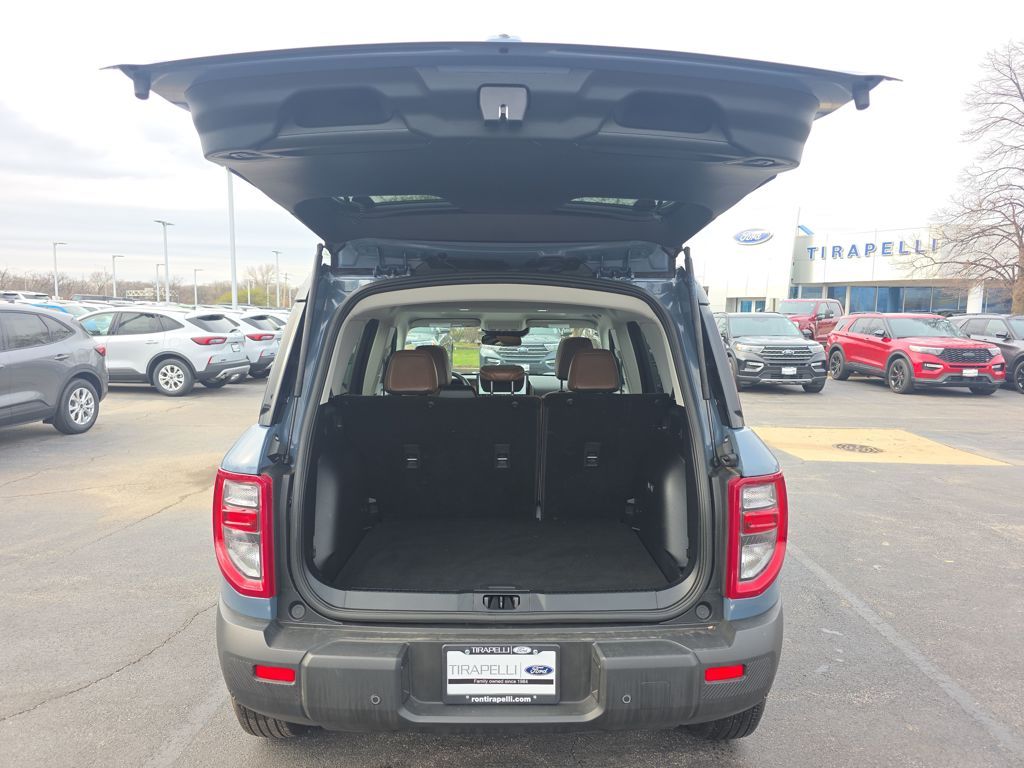 Certified Used 2025 Gray Ford Outer Banks image 11