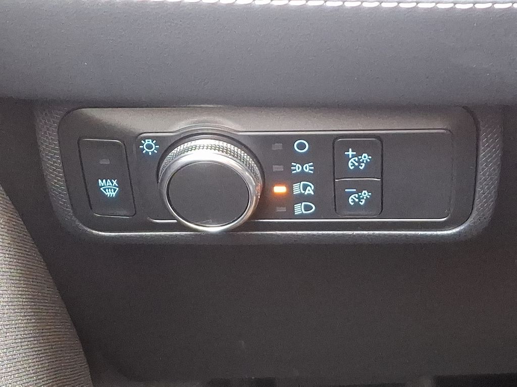 Thumbnail: 2021 Ford Mustang Mach-E - 23