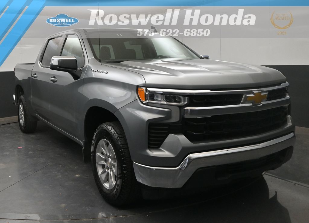  2025 Chevrolet Silverado 1500 LT Crew Cab RWD   