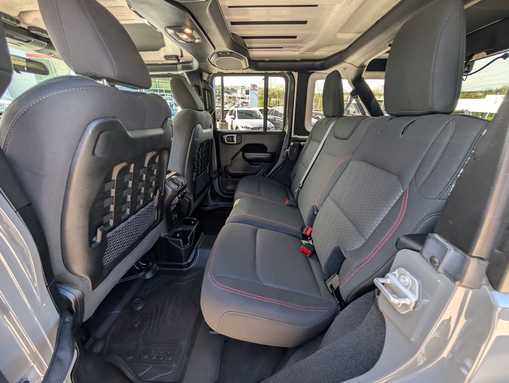 Used 2020 Gray Jeep Unlimited Rubicon image 6