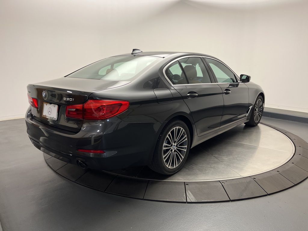 Thumbnail: 2019 BMW 5 Series - 7