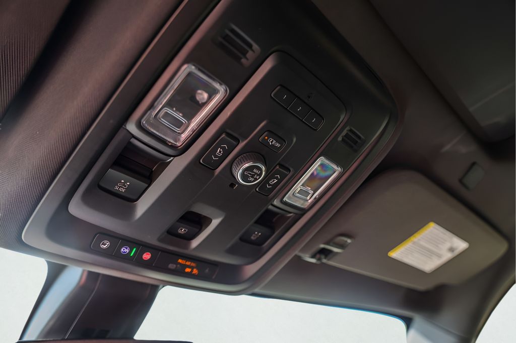 Used Car 2022 Chevrolet Tahoe  Z71 For Sale Under $60,000 In Austin, Texas