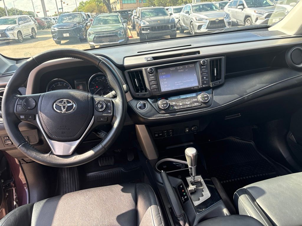 Thumbnail: 2016 Toyota RAV4 - 18
