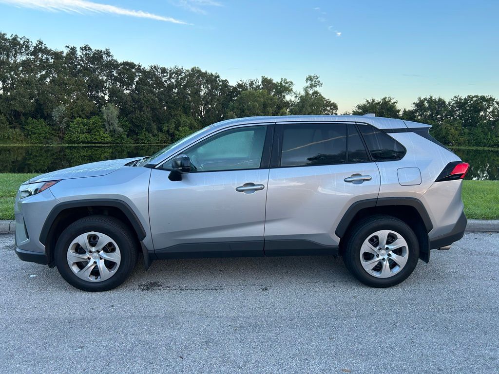 Thumbnail: 2025 Toyota RAV4 - 2