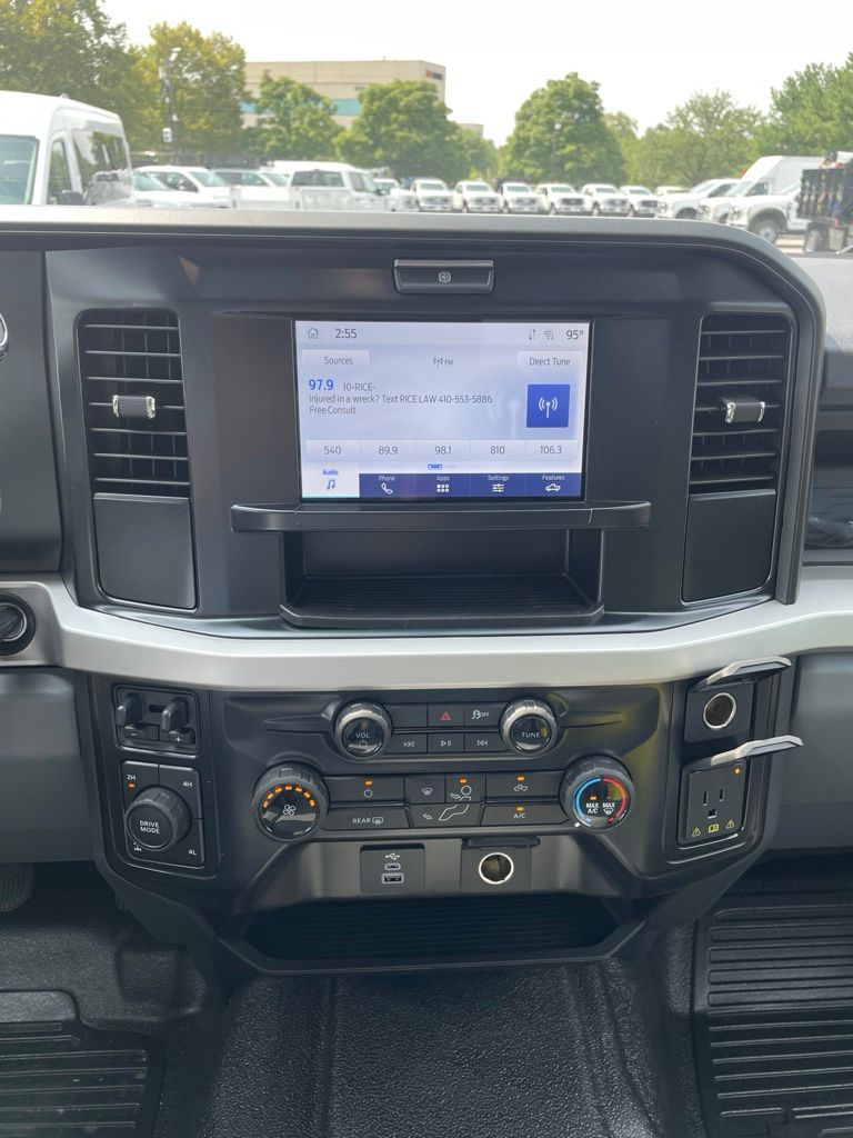 2026 Ford F-350 Chassis XL