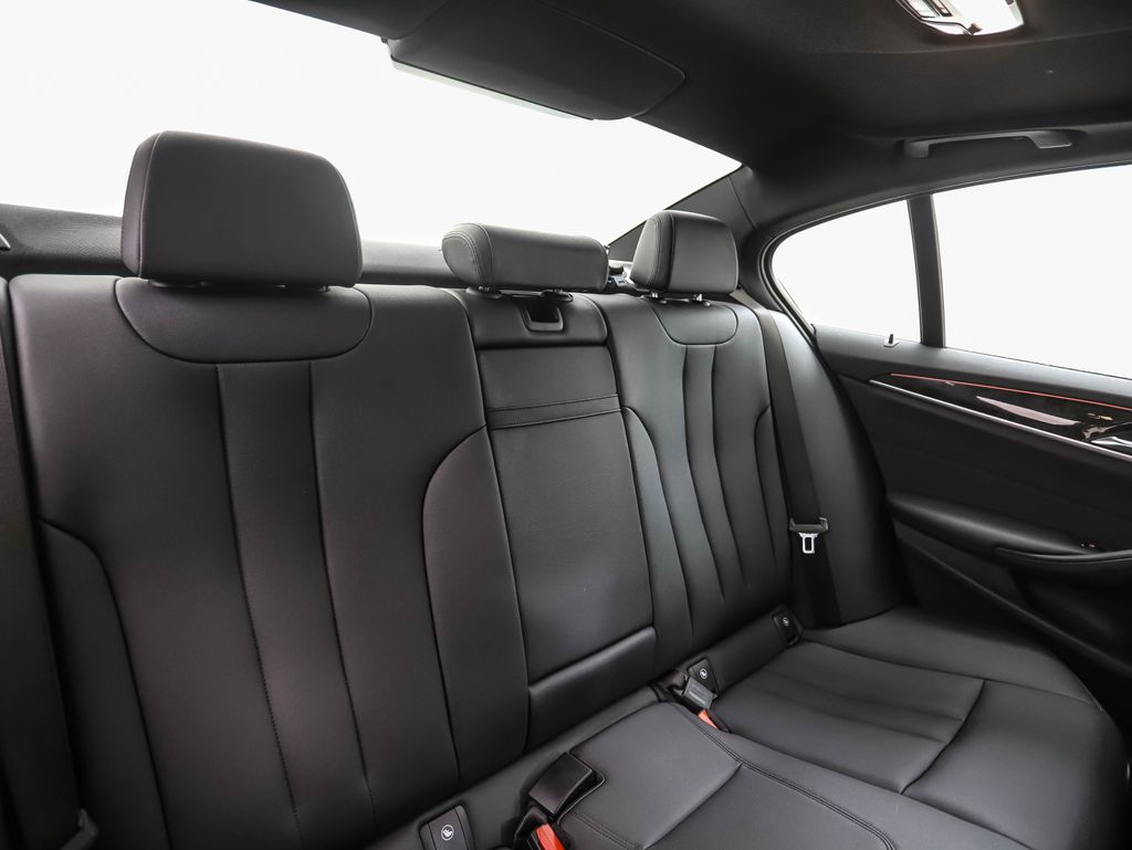 2020 BMW 5 Series 530i xDrive 26