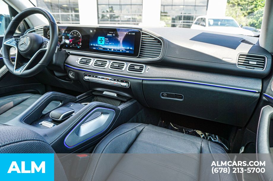 Used 2024 Black Mercedes-Benz GLS 450 image 27