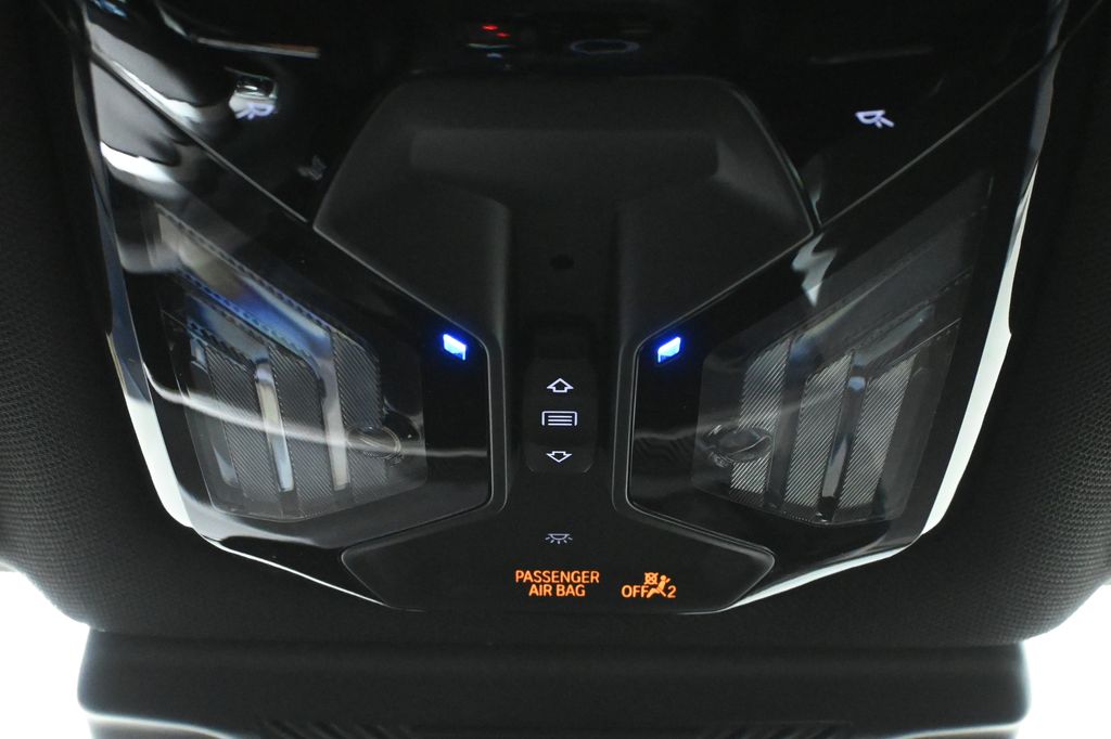 Thumbnail: 2026 BMW X3 - 21