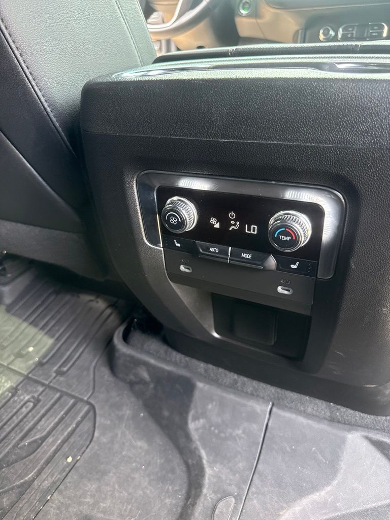 Used 2024 GMC Yukon SUV