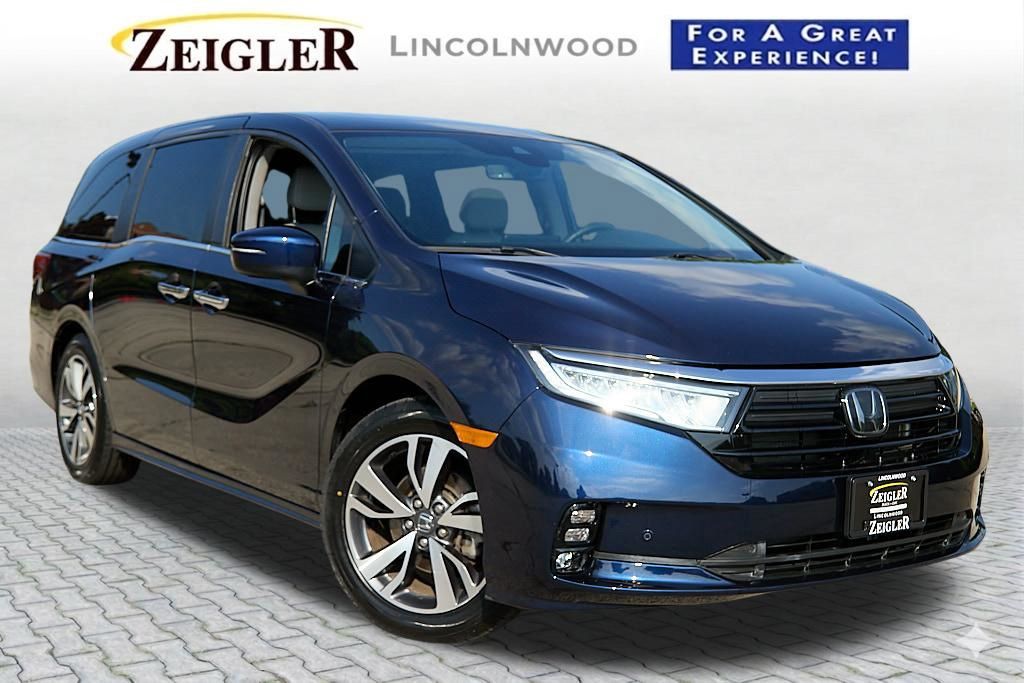 Black (Obsidian Blue Pearl) 2022 Honda Odyssey Minivan Front-Wheel Drive Automatic
