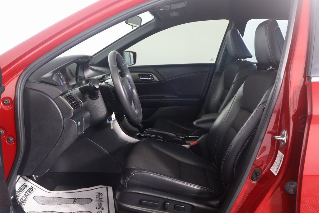 2016 Honda Accord Sport 10