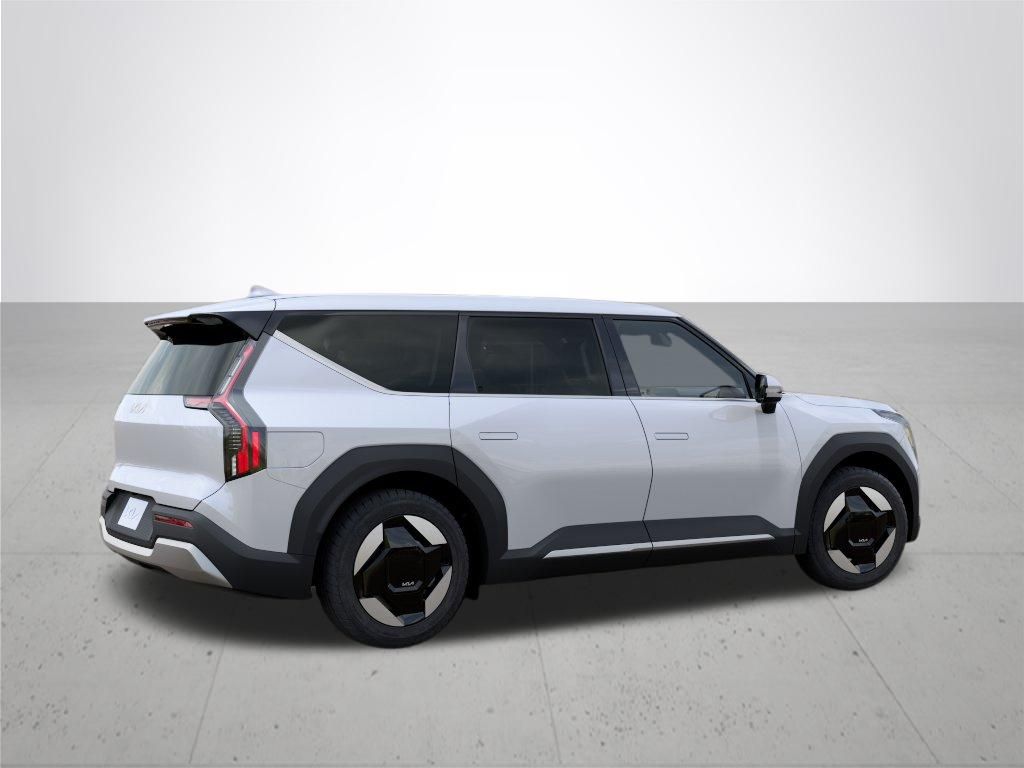 2026 Kia EV9 Light Long Range