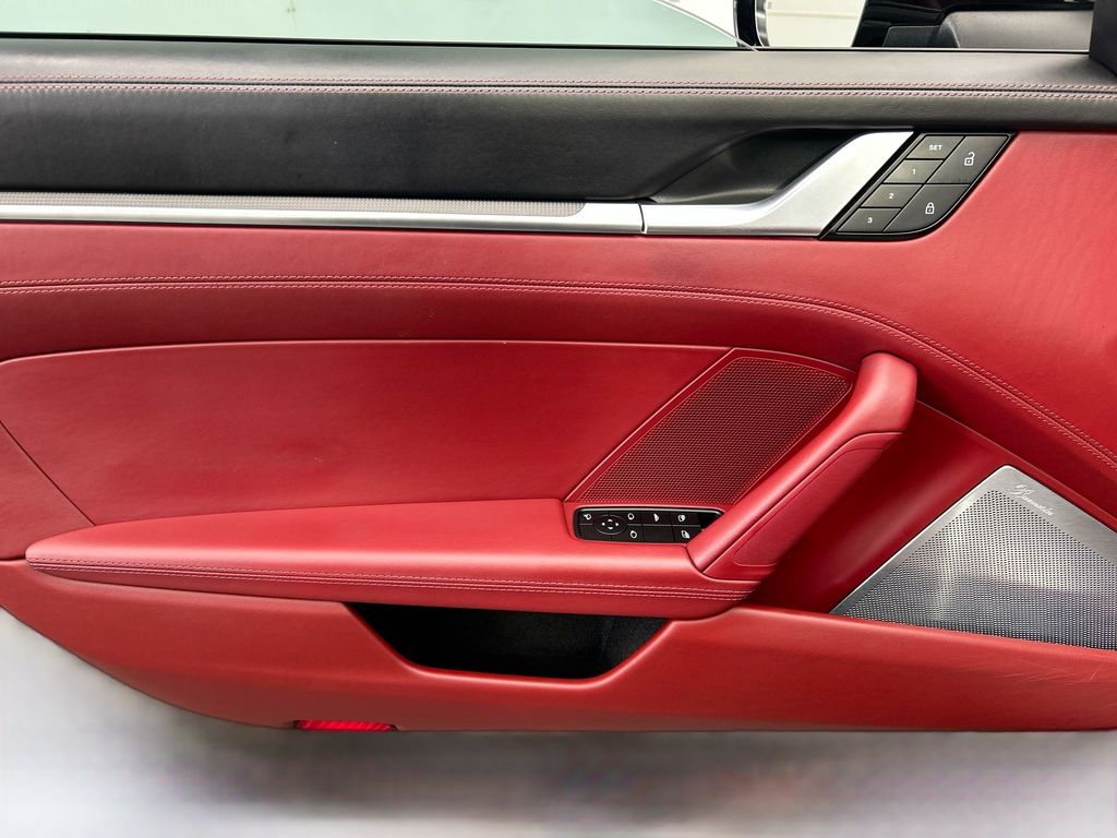 Thumbnail: 2023 Porsche 911 - 24