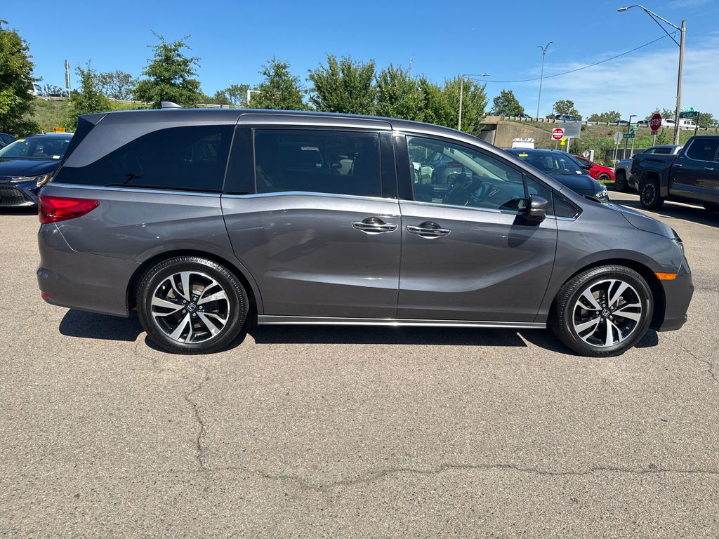 Used 2018 Gray Honda Elite image 11
