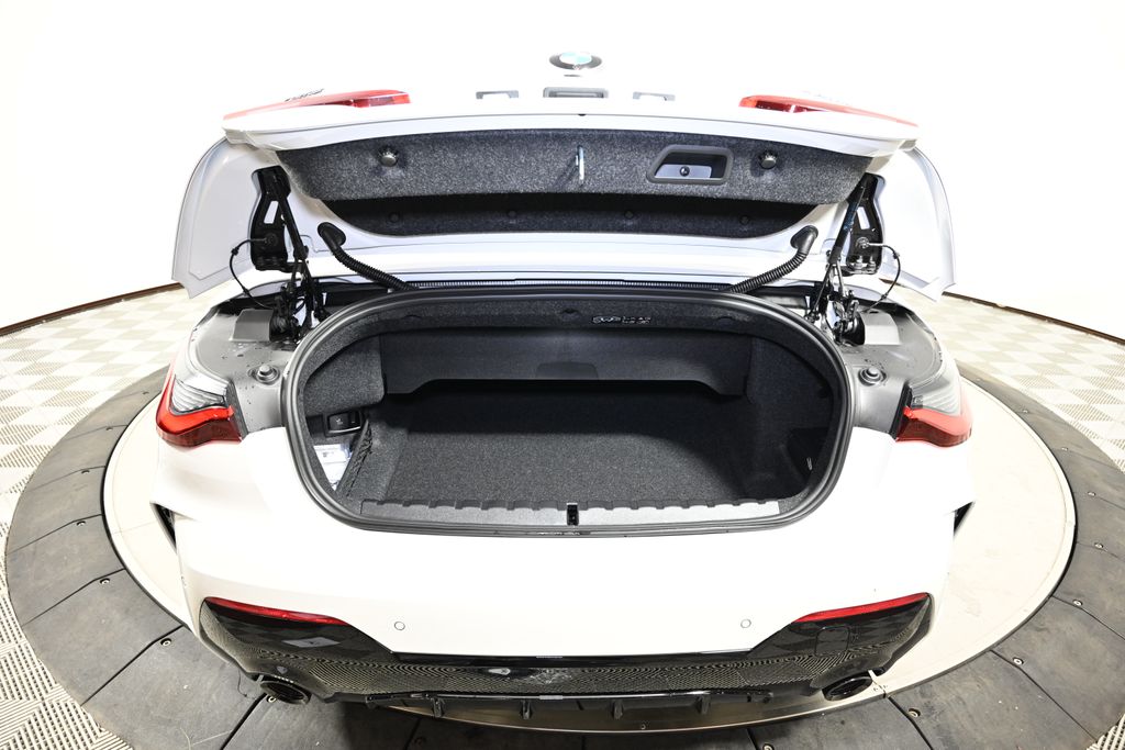 Thumbnail: 2026 BMW 4 Series - 18