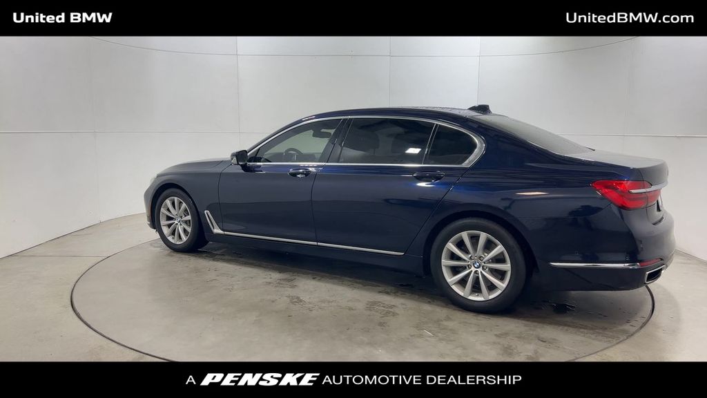2017 BMW 7 Series 740i 6