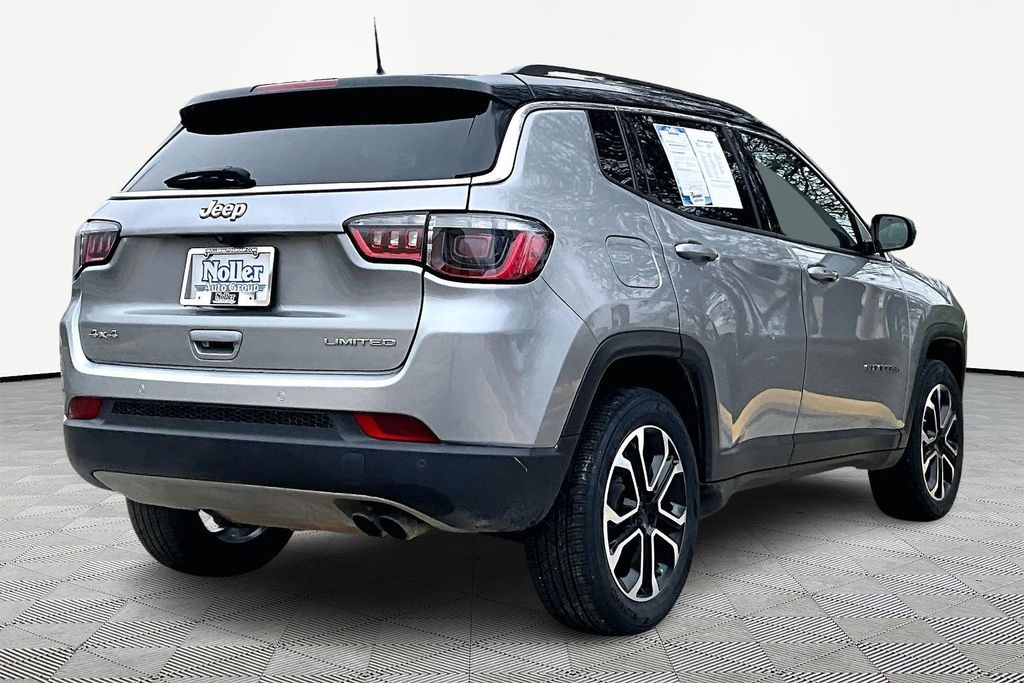 Billet Silver Metallic Clearcoat 2022 Jeep Compass Limited 4WD SUV / Crossover Four-Wheel Drive 9-Speed Automatic