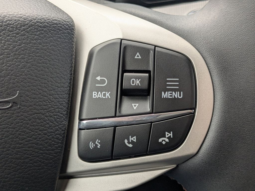 2026 Ford Explorer Active (200A)