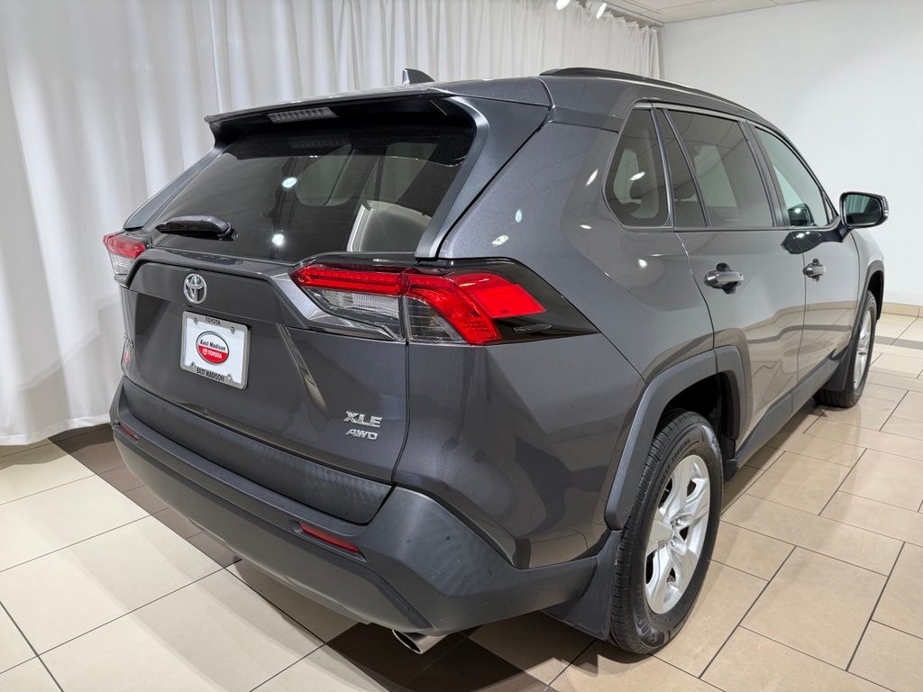 Thumbnail: 2019 Toyota RAV4 - 5