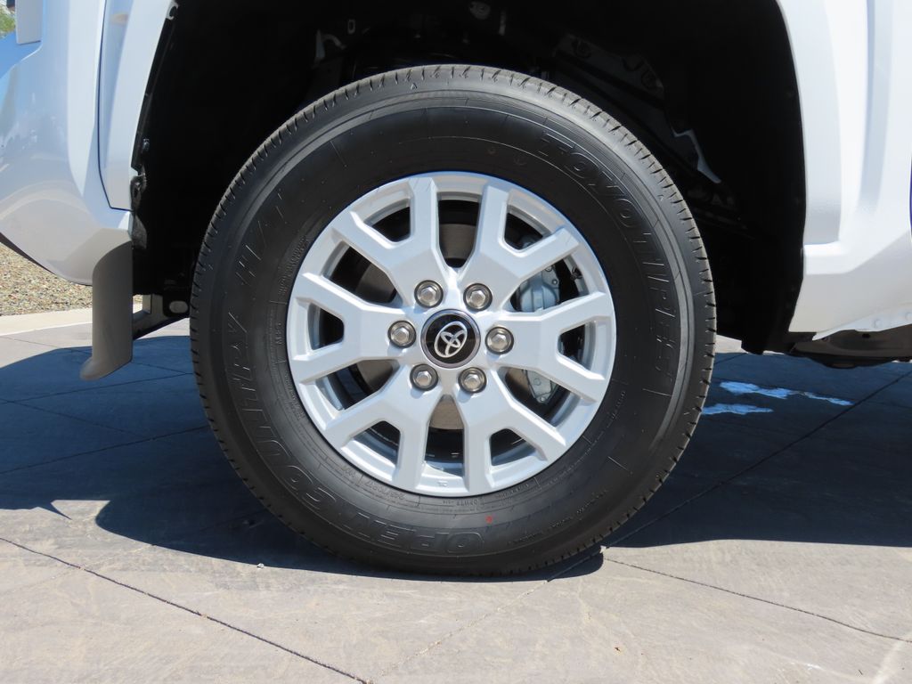 2025 Toyota Tacoma SR 29
