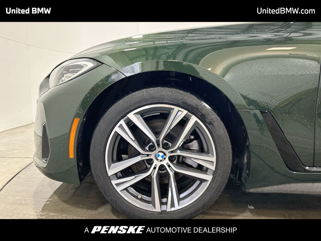 Thumbnail: 2024 BMW 4 Series - 10