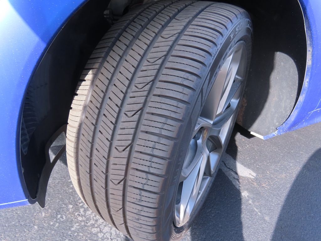 Thumbnail: 2020 Porsche  - 14