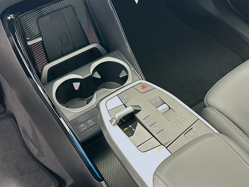 Thumbnail: 2026 BMW X1 - 15