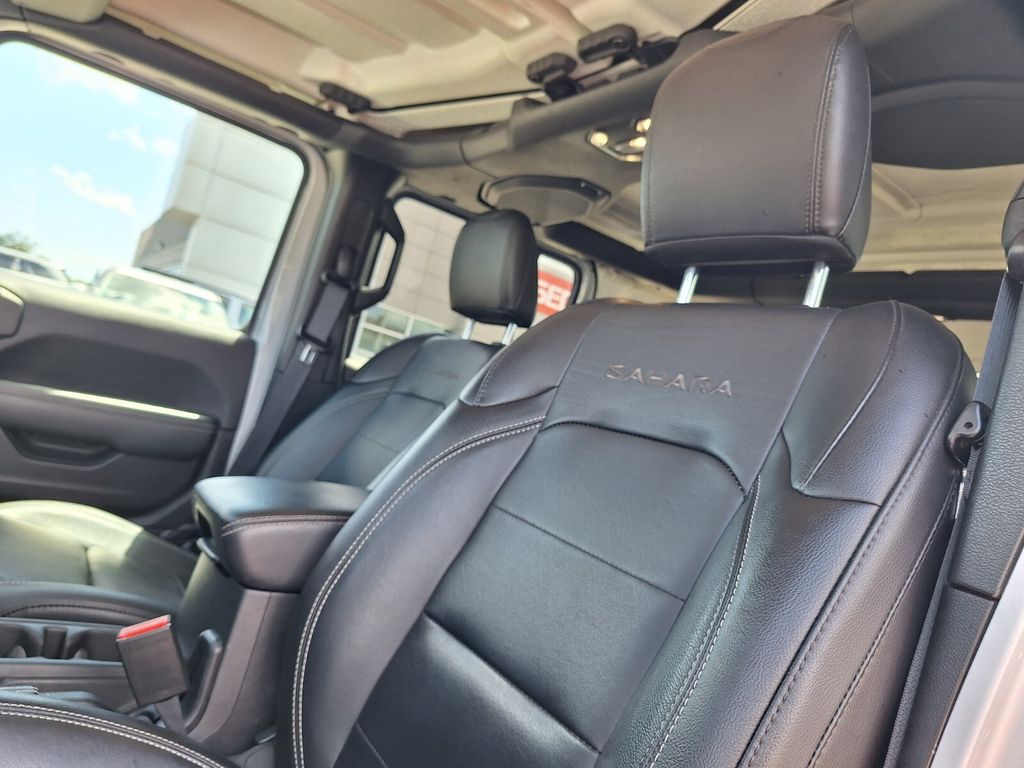 Used 2023 Jeep Wrangler SUV