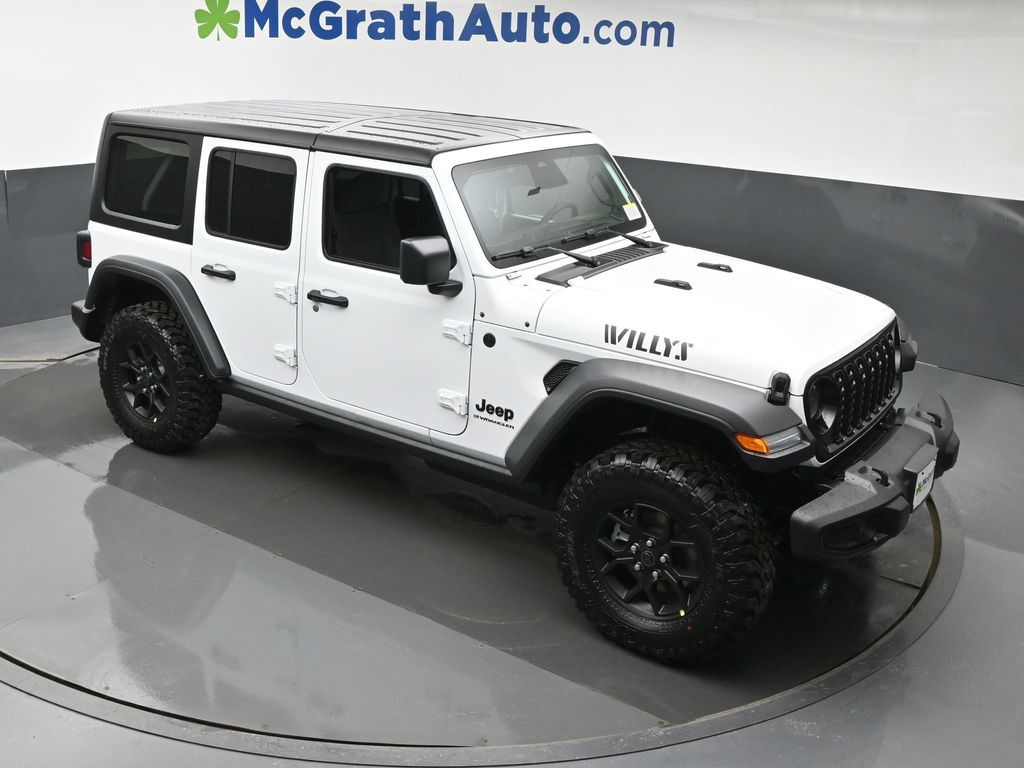 View vehicle photo 3