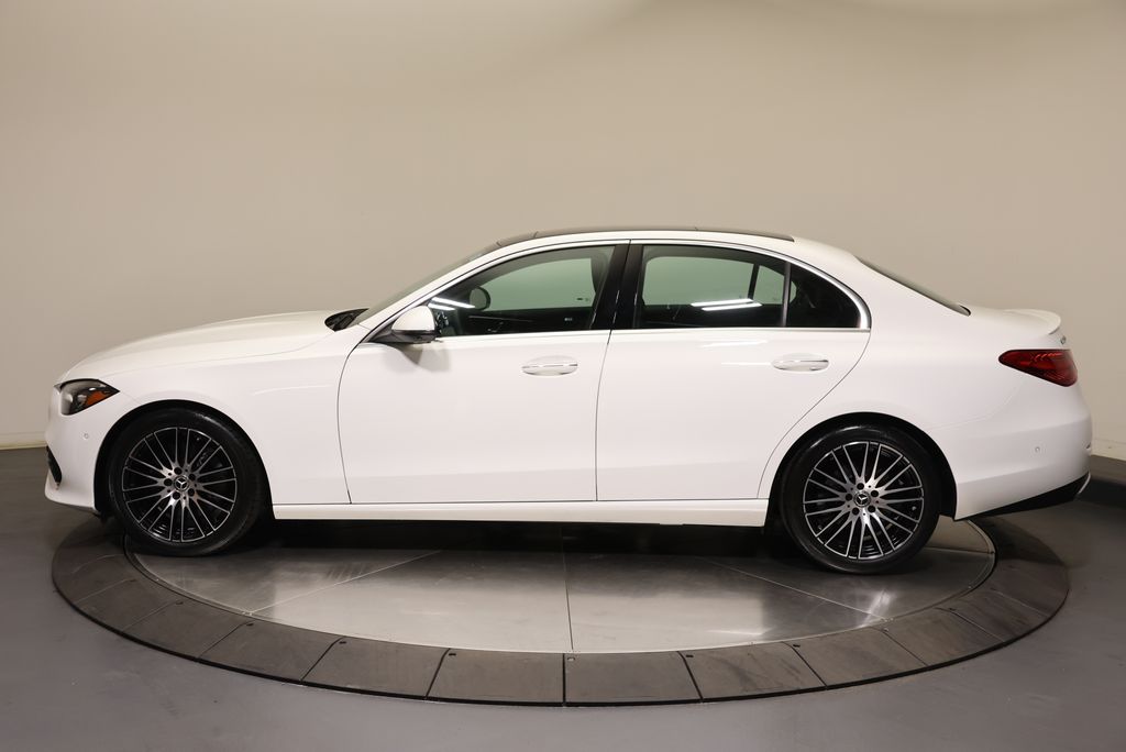 Thumbnail: 2023 Mercedes-Benz C-Class - 2
