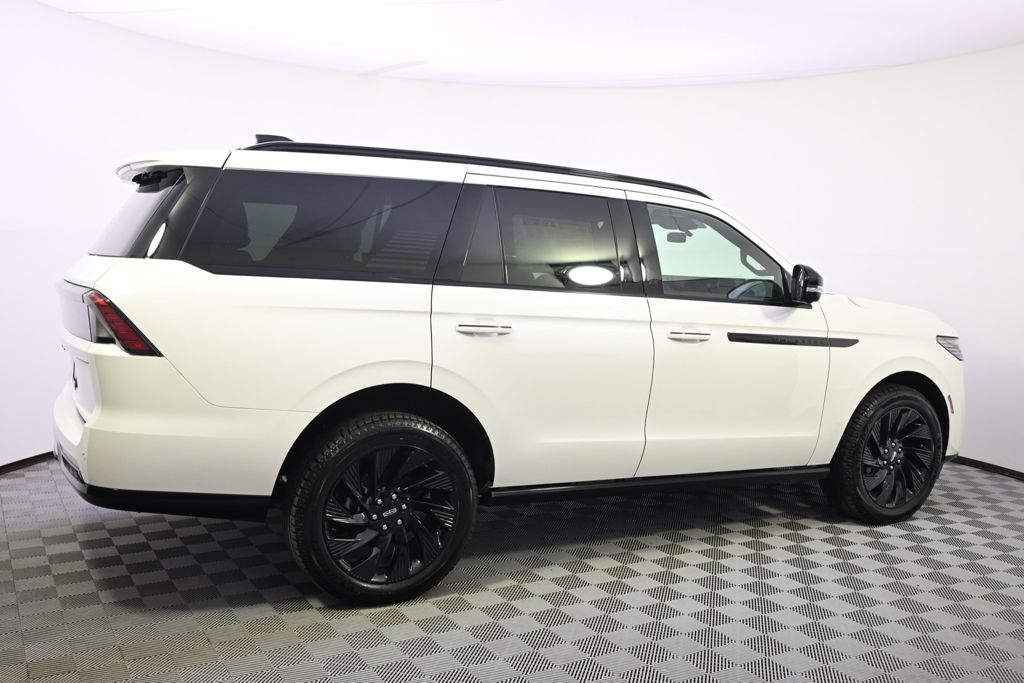 New 2026 White Lincoln Reserve image 7