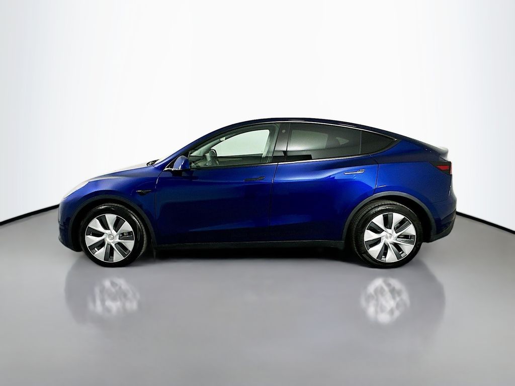 2023 Tesla Model Y Long Range 8