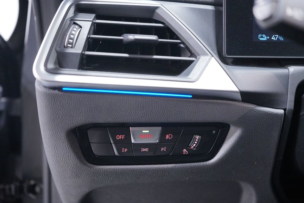 Thumbnail: 2023 BMW i4 - 25