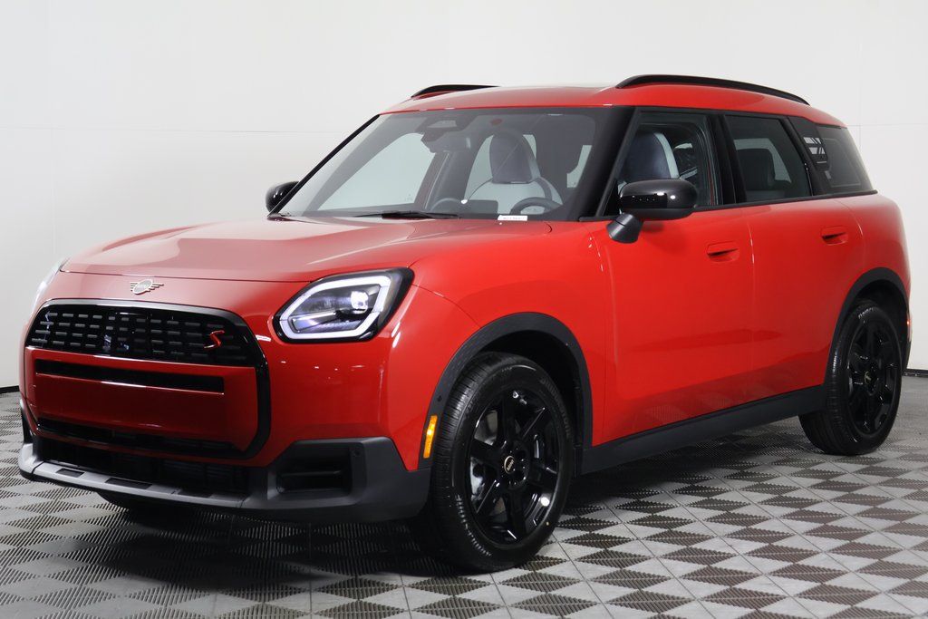 Thumbnail: 2027 MINI Cooper Countryman - 1