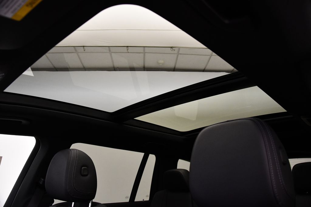 Thumbnail: 2025 Mercedes-Benz GLS - 17