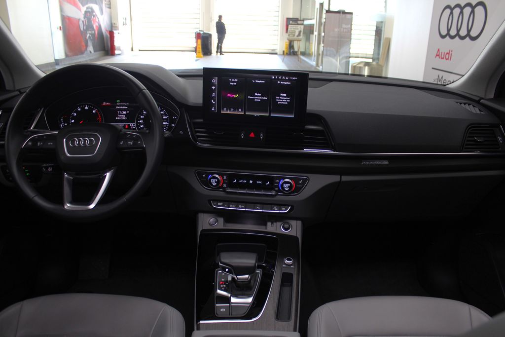2022 Audi Q5 e Premium 9