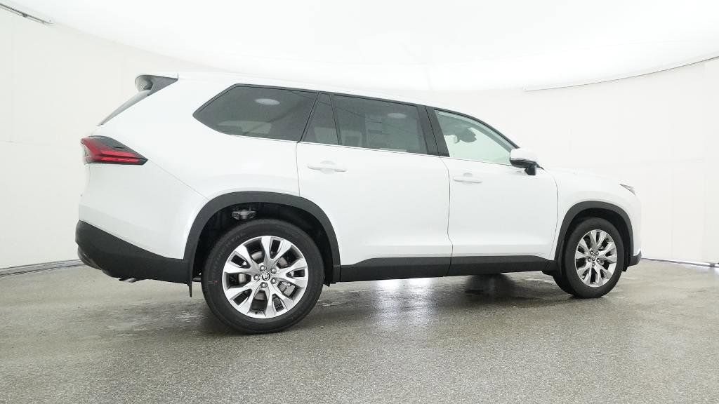 Thumbnail: 2026 Toyota Grand Highlander - 22