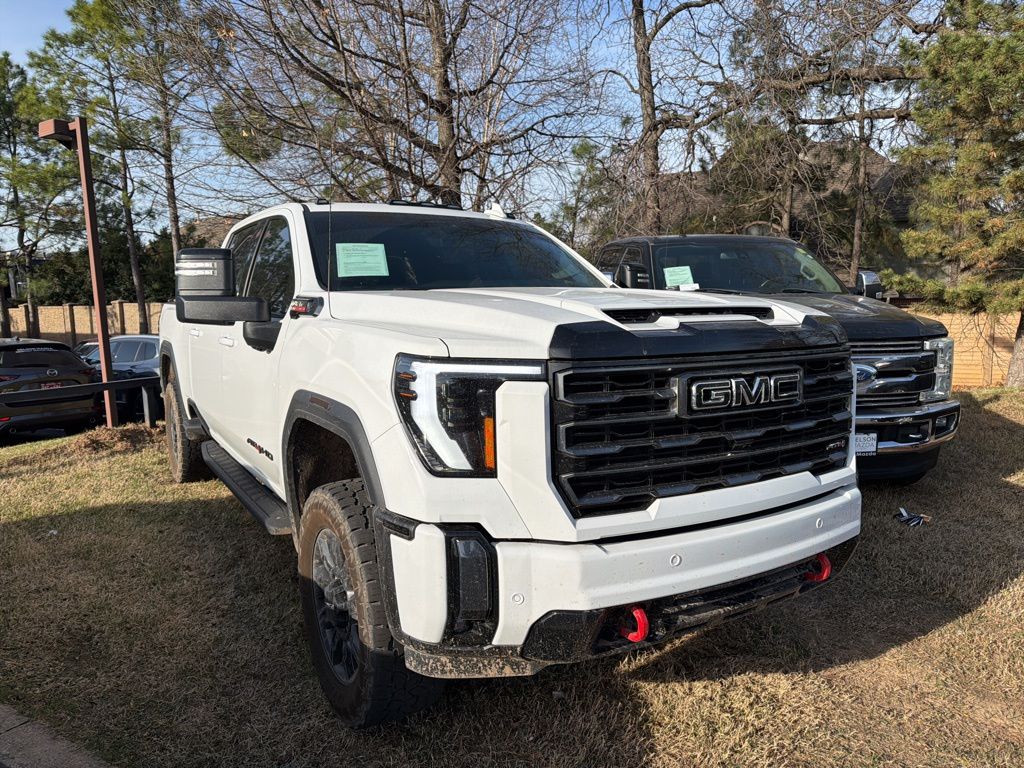 Used 2024 White GMC AT4 image 2